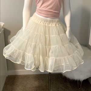 Cream Elastic Waist Multiple Layer Petticoat